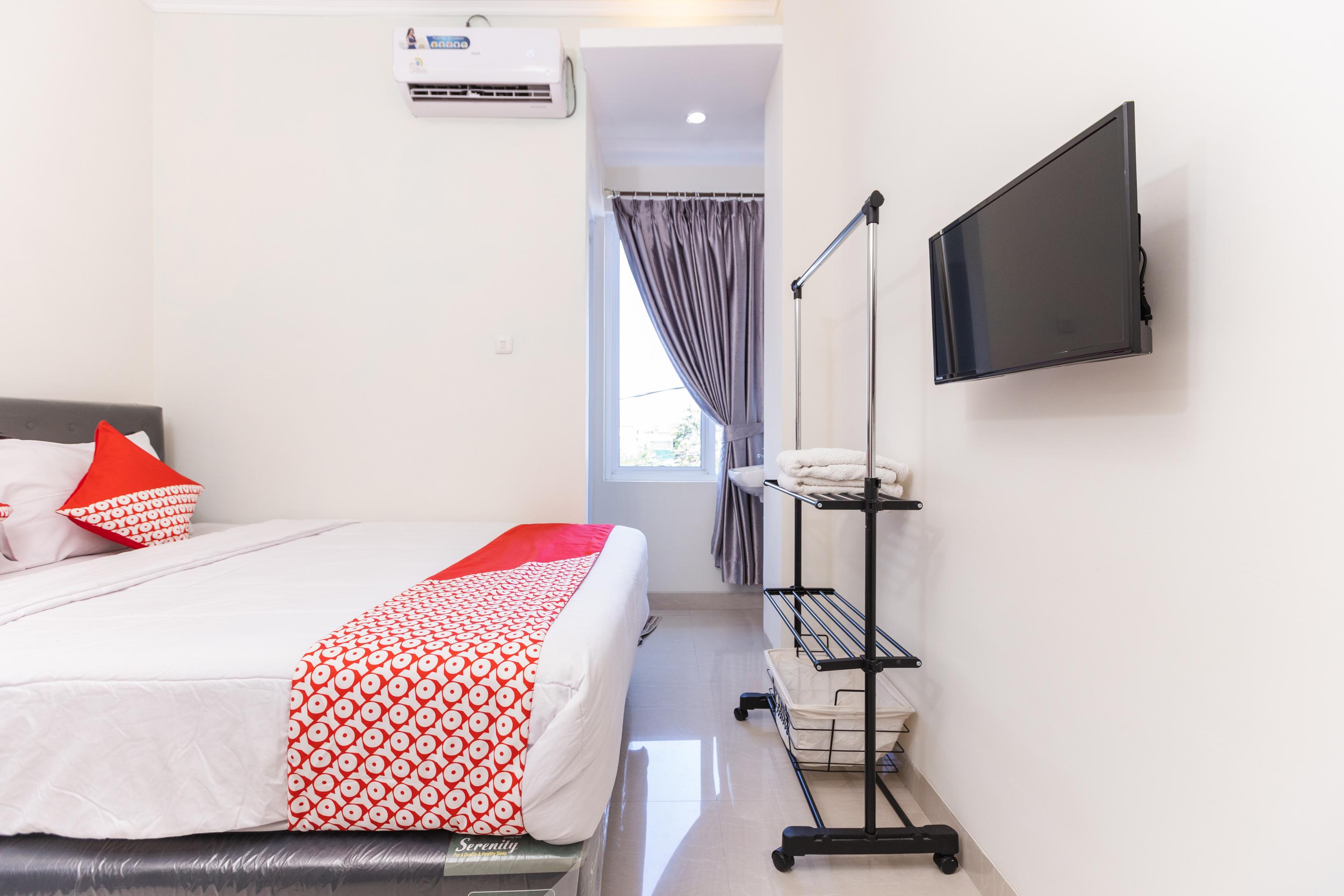 Oyo 1975 Bale Ikite Hotell Makassar Exteriör bild