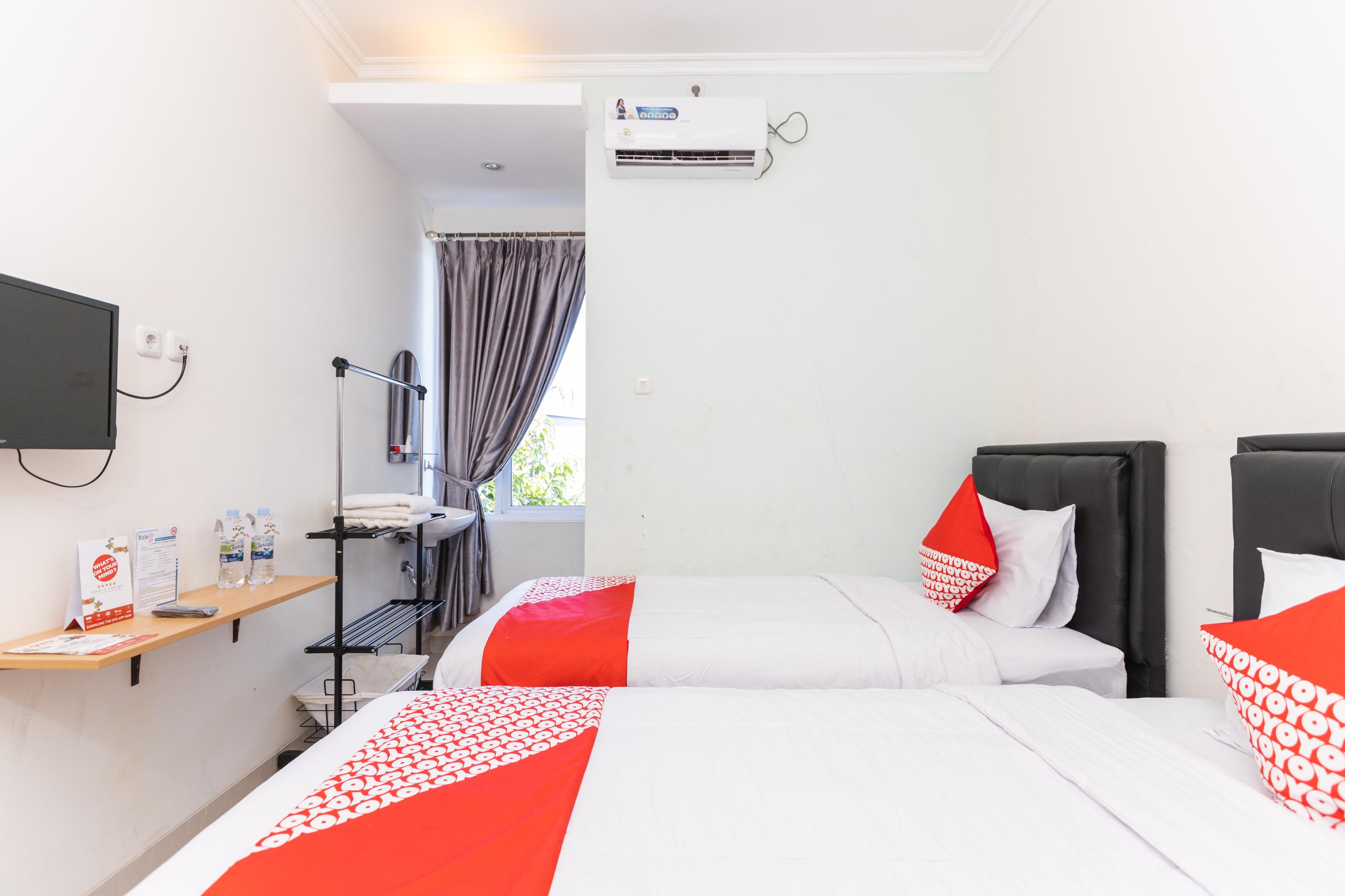 Oyo 1975 Bale Ikite Hotell Makassar Exteriör bild